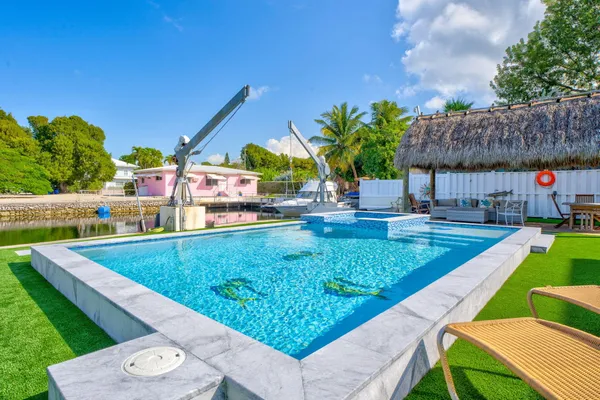 $1,450,000 | 106 Plantation Avenue, Tavernier, FL 33070