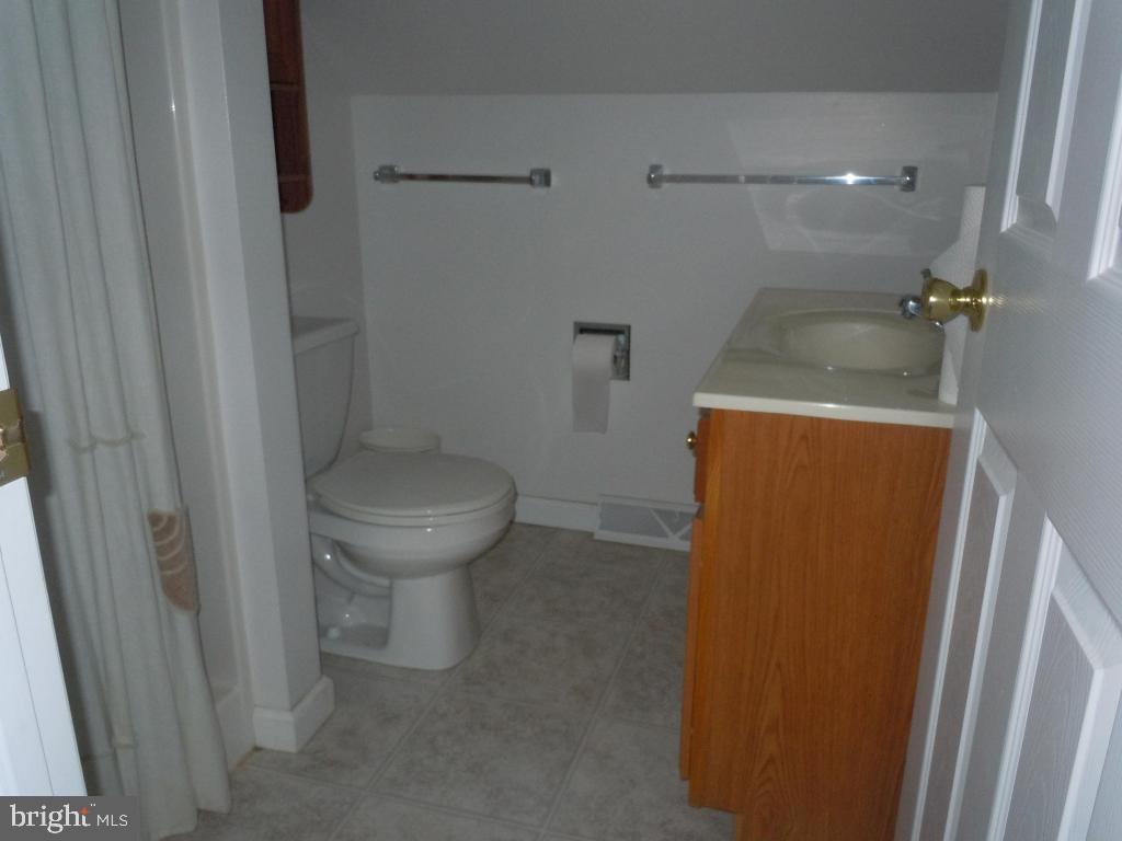 516 Gehman School Road Denver, PA 17517 - Photo 11 of 14 Gallery Image 11