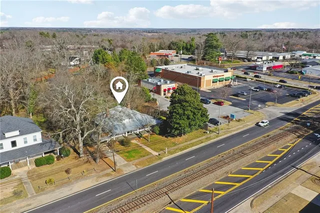 $425,000 | 2140 North Broad Street, Commerce, GA 30529