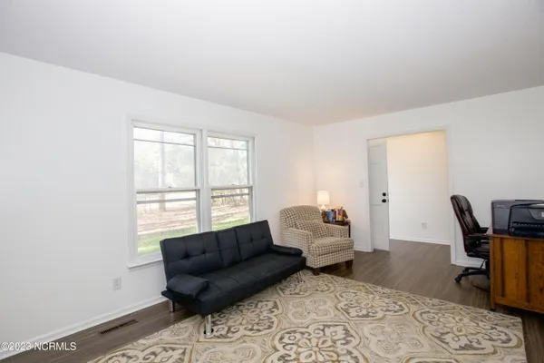 $2,150 | 901 Glendale Drive, Aberdeen, NC 28315