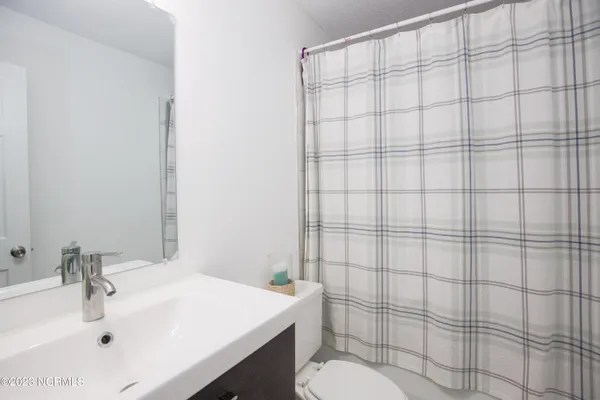$2,150 | 901 Glendale Drive, Aberdeen, NC 28315