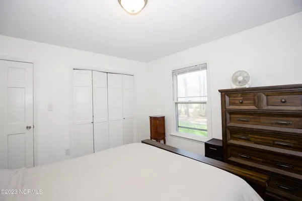 $2,150 | 901 Glendale Drive, Aberdeen, NC 28315