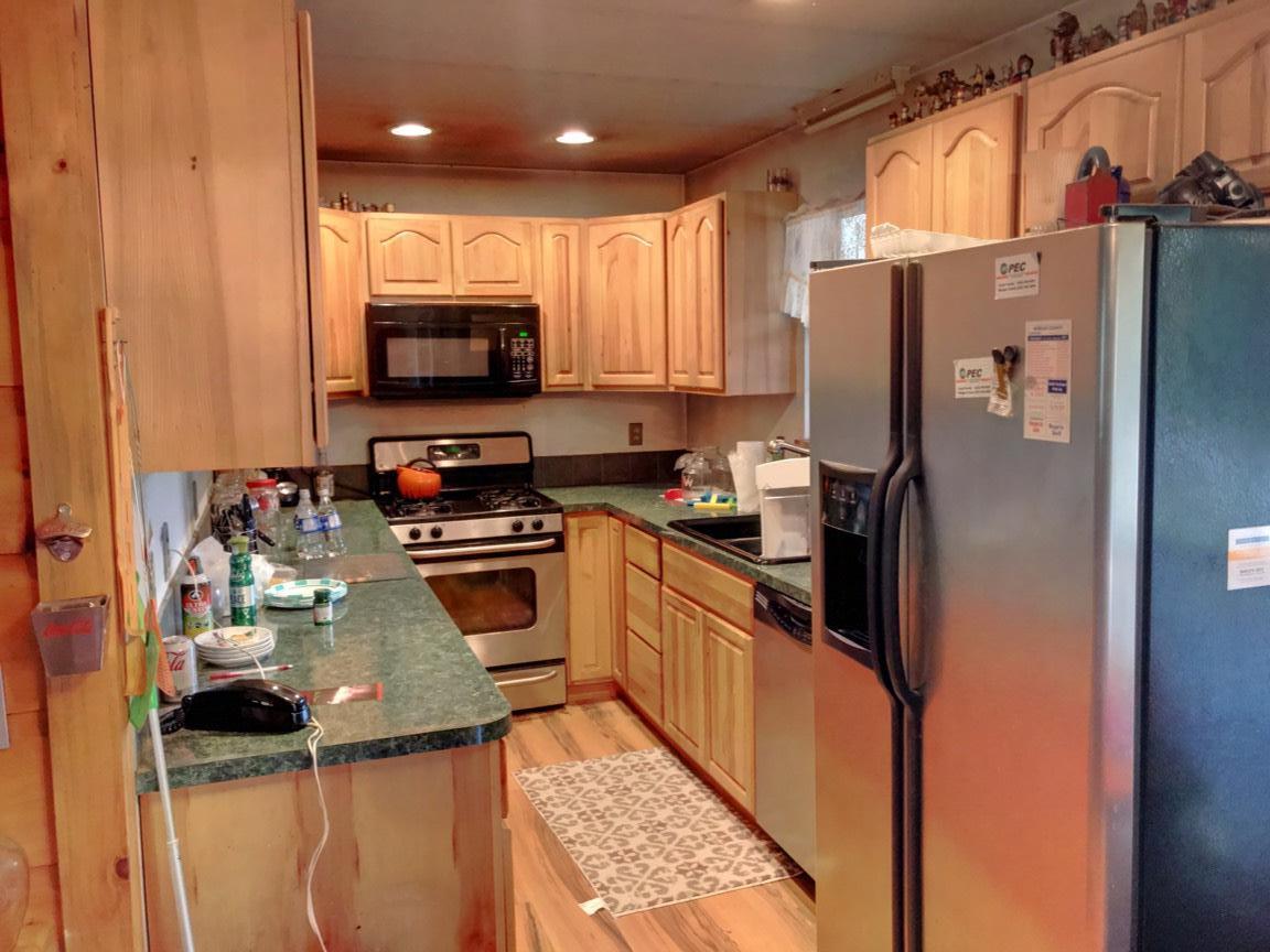 165 Mt Cabin Road Lancing, TN 37770 - Photo 22 of 38 030