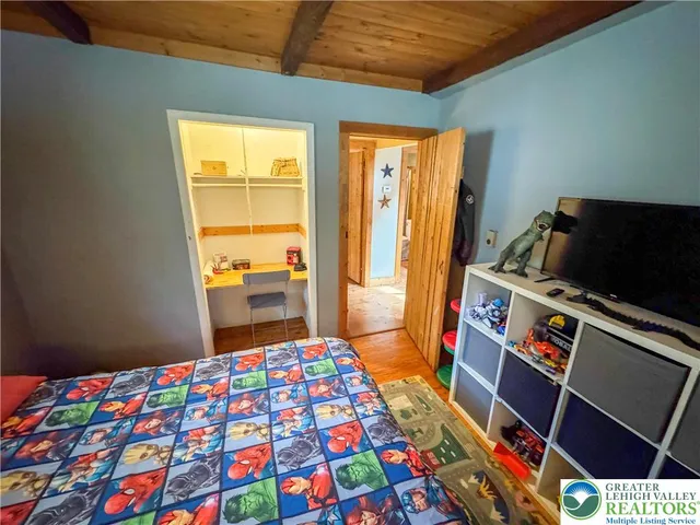 $310,000 | 40 Lakeside Lane, Albrightsville, PA 18210