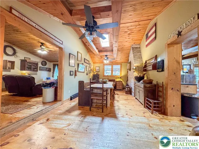 $310,000 | 40 Lakeside Lane, Albrightsville, PA 18210