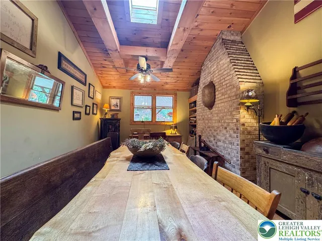 $310,000 | 40 Lakeside Lane, Albrightsville, PA 18210