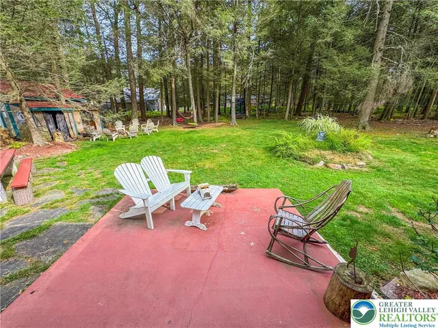 $310,000 | 40 Lakeside Lane, Albrightsville, PA 18210