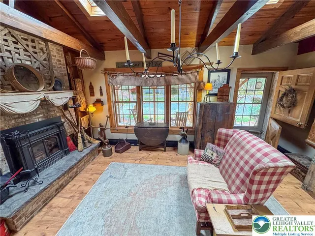 $310,000 | 40 Lakeside Lane, Albrightsville, PA 18210