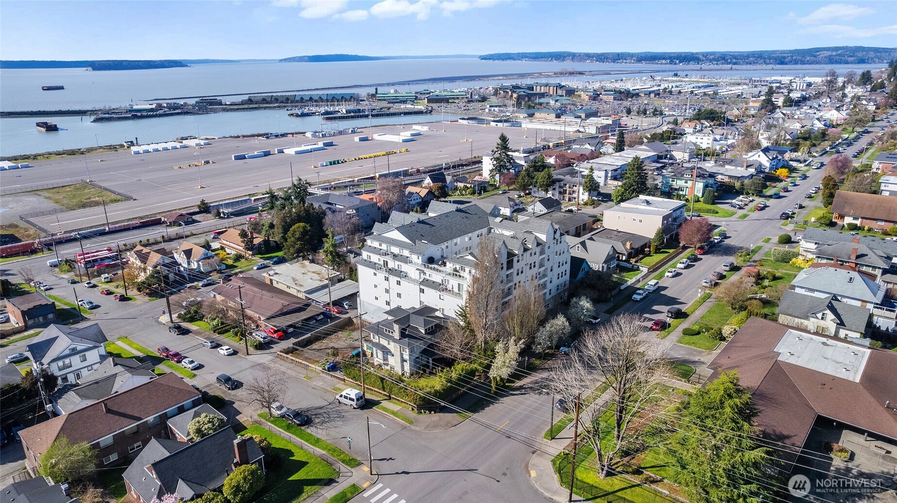 2522 Rucker Avenue, Unit 403 Everett, WA 98201 - Photo 30 of 33