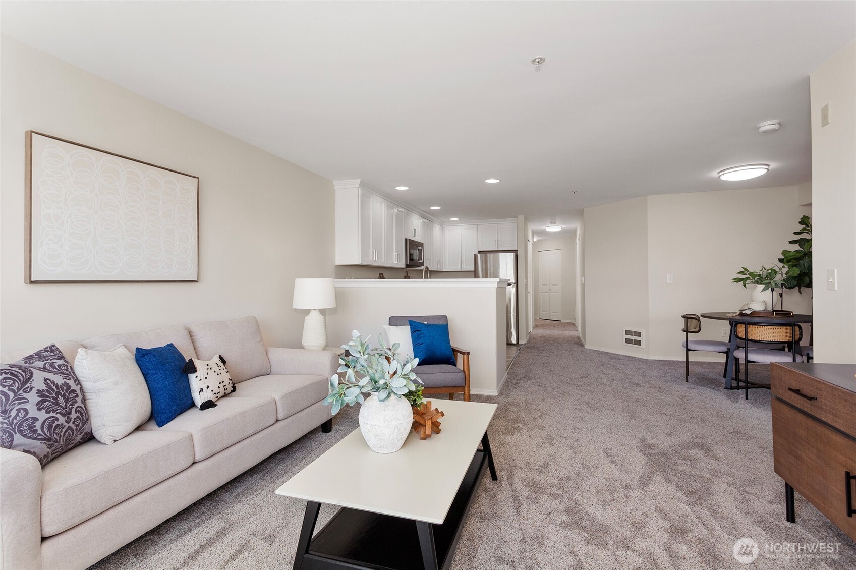 2522 Rucker Avenue, Unit 403 Everett, WA 98201 - Photo 6 of 30