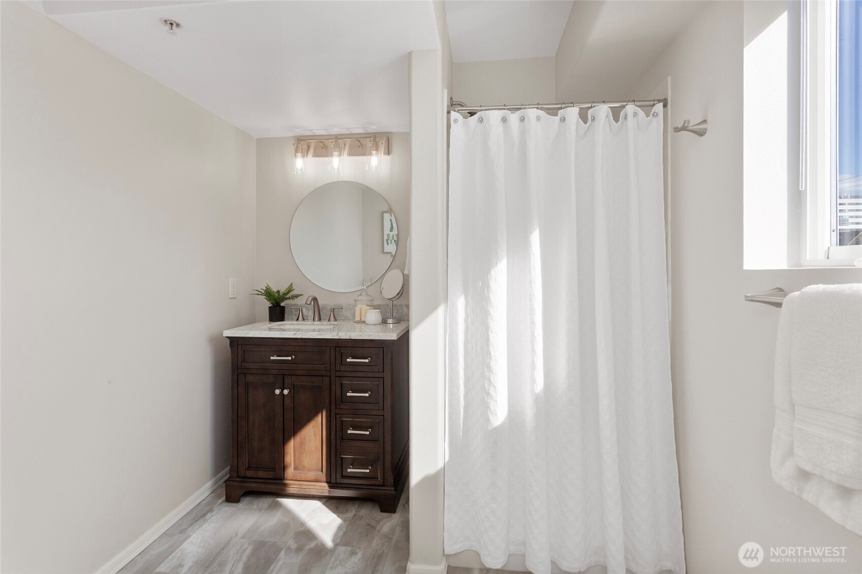2522 Rucker Avenue, Unit 403 Everett, WA 98201 - Photo 10 of 30