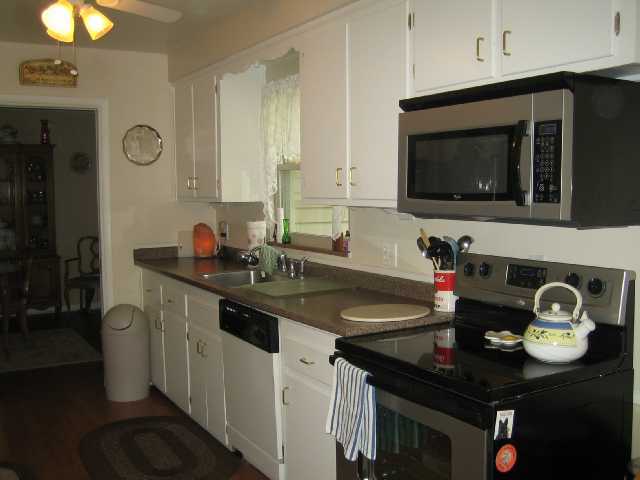 2134 Oakmount Road Columbus, OH 43221 - Photo 6 of 11
