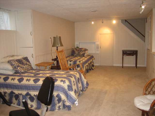 2134 Oakmount Road Columbus, OH 43221 - Photo 8 of 11