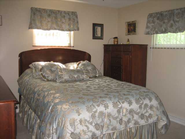 2134 Oakmount Road Columbus, OH 43221 - Photo 10 of 11