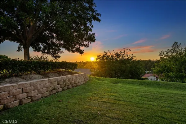 $978,000 | 23701 Vía Storni, Mission Viejo, CA 92692