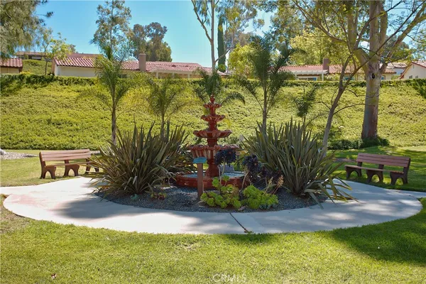 $978,000 | 23701 VÃa Storni, Mission Viejo, CA 92692