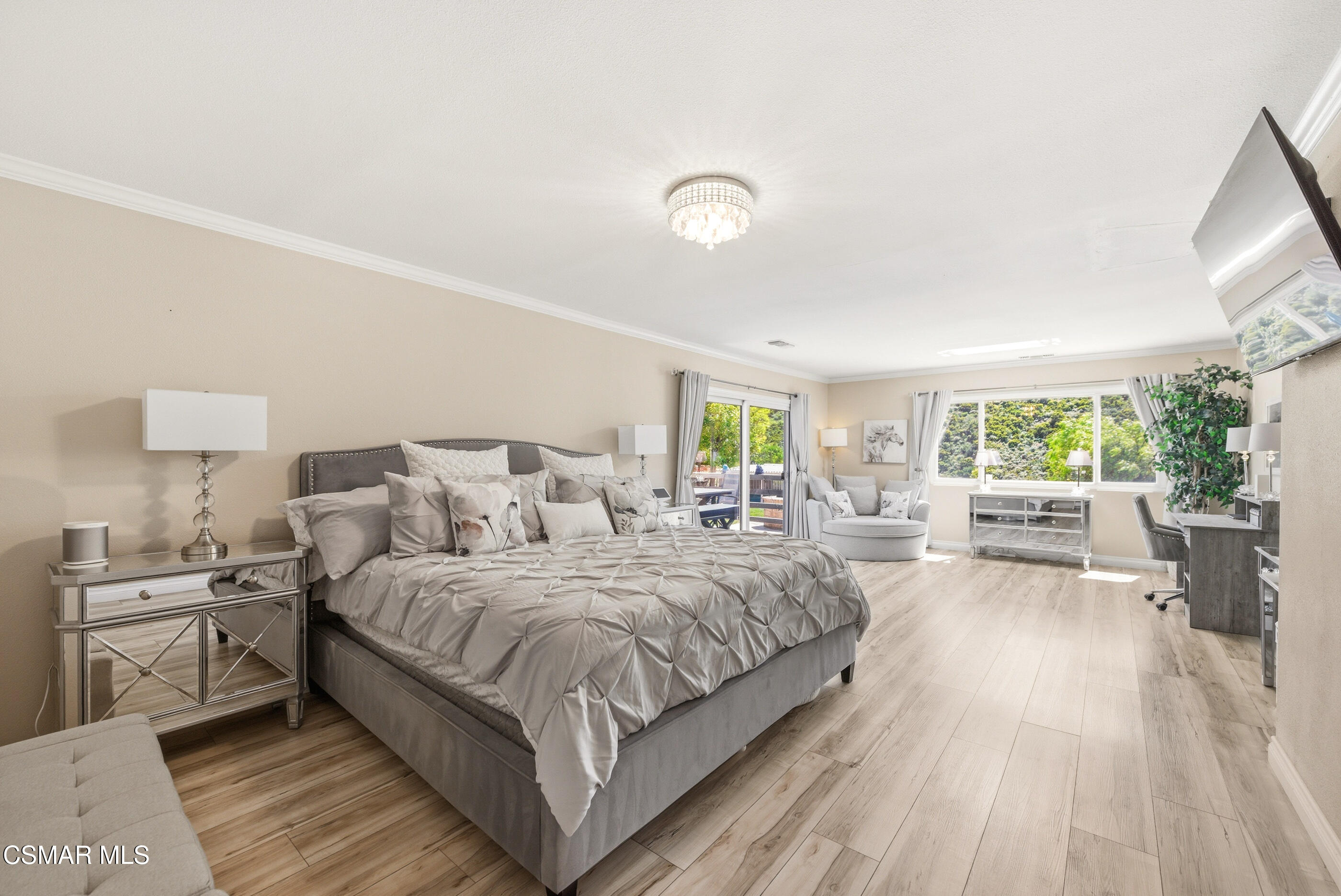 1208 Rambling Road Simi Valley, CA 93065 - Photo 29 of 96 1208 Rambling Rd Simi Valley-32