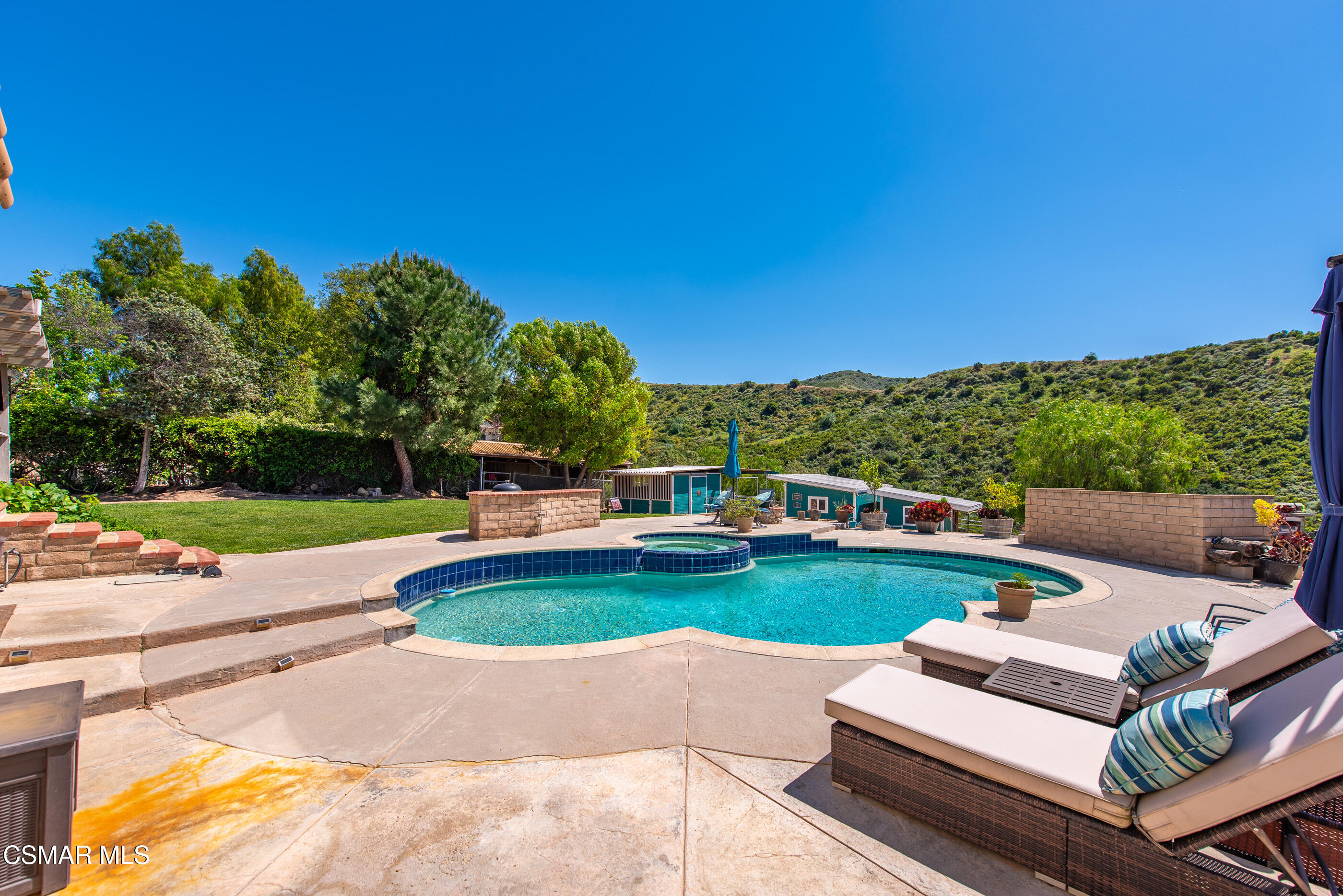 1208 Rambling Road Simi Valley, CA 93065 - Photo 46 of 96 1208 Rambling Rd Simi Valley-54