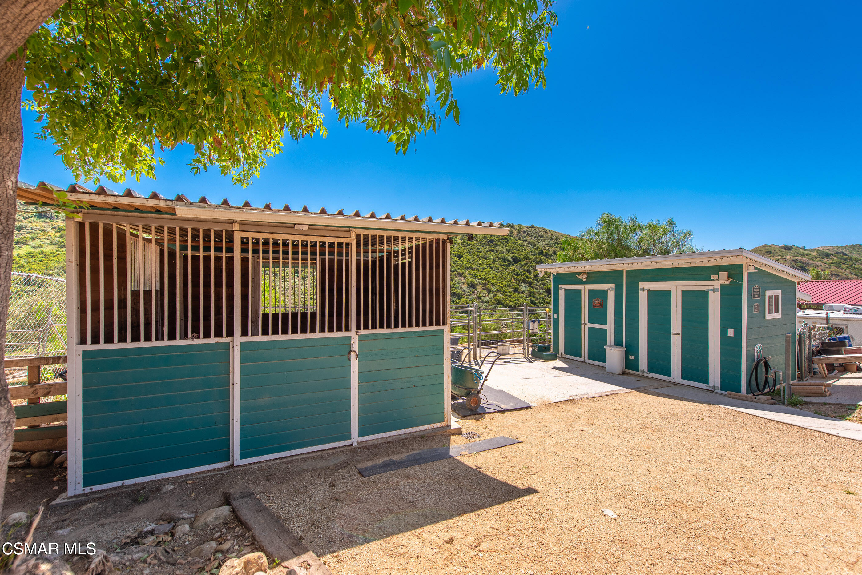 1208 Rambling Road Simi Valley, CA 93065 - Photo 51 of 96 1208 Rambling Rd Simi Valley-61