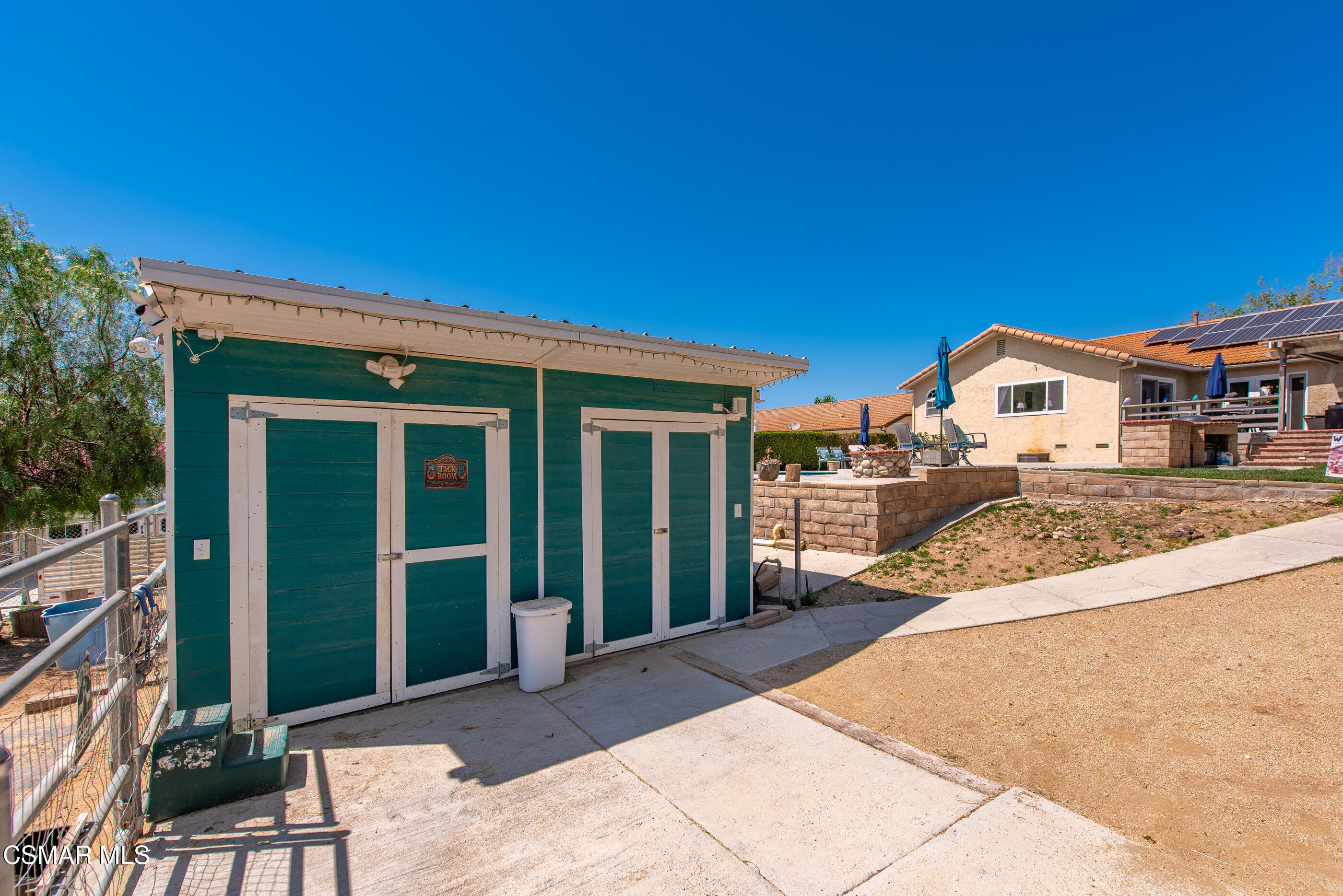 1208 Rambling Road Simi Valley, CA 93065 - Photo 56 of 96 1208 Rambling Rd Simi Valley-63