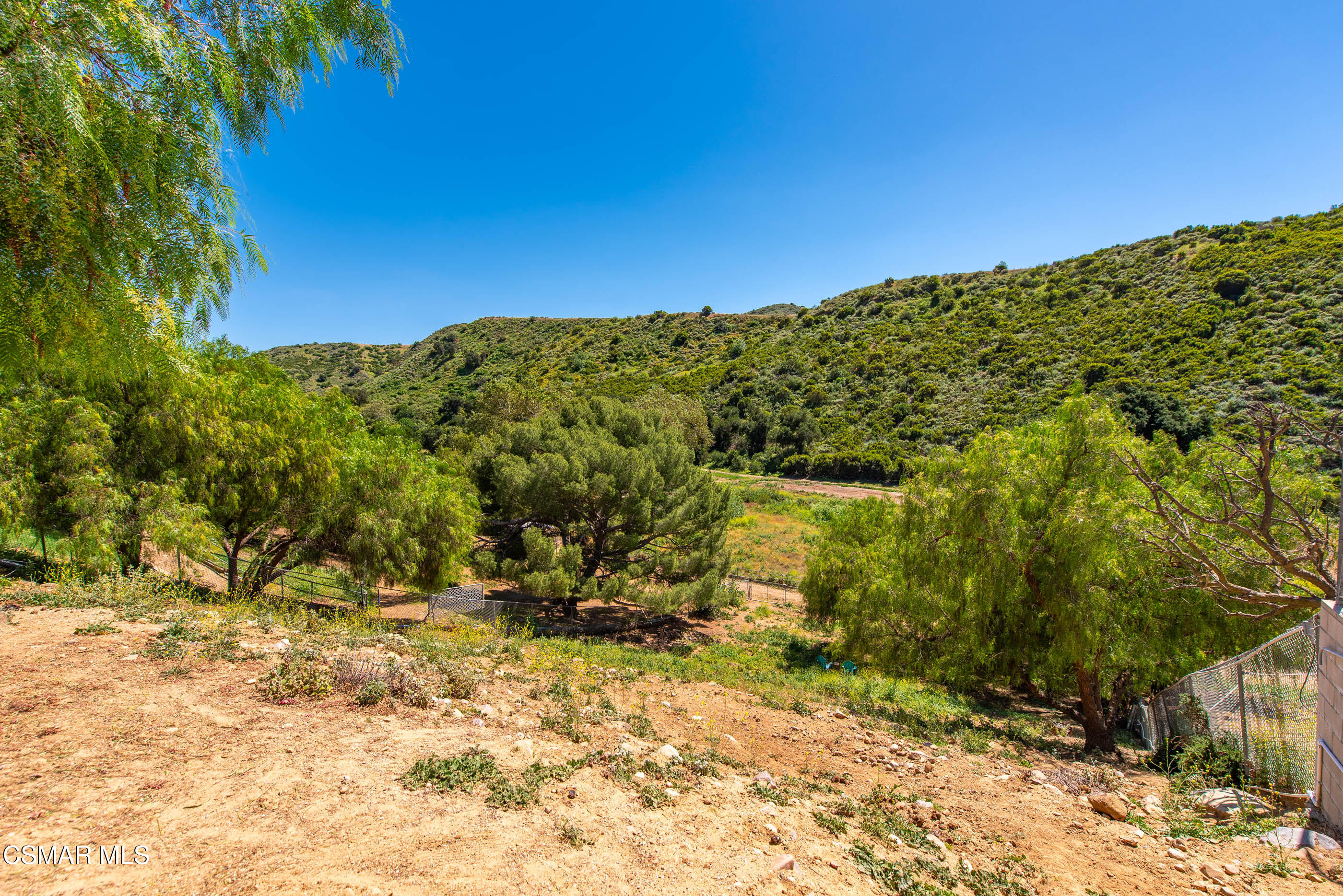 1208 Rambling Road Simi Valley, CA 93065 - Photo 59 of 96 1208 Rambling Rd Simi Valley-70