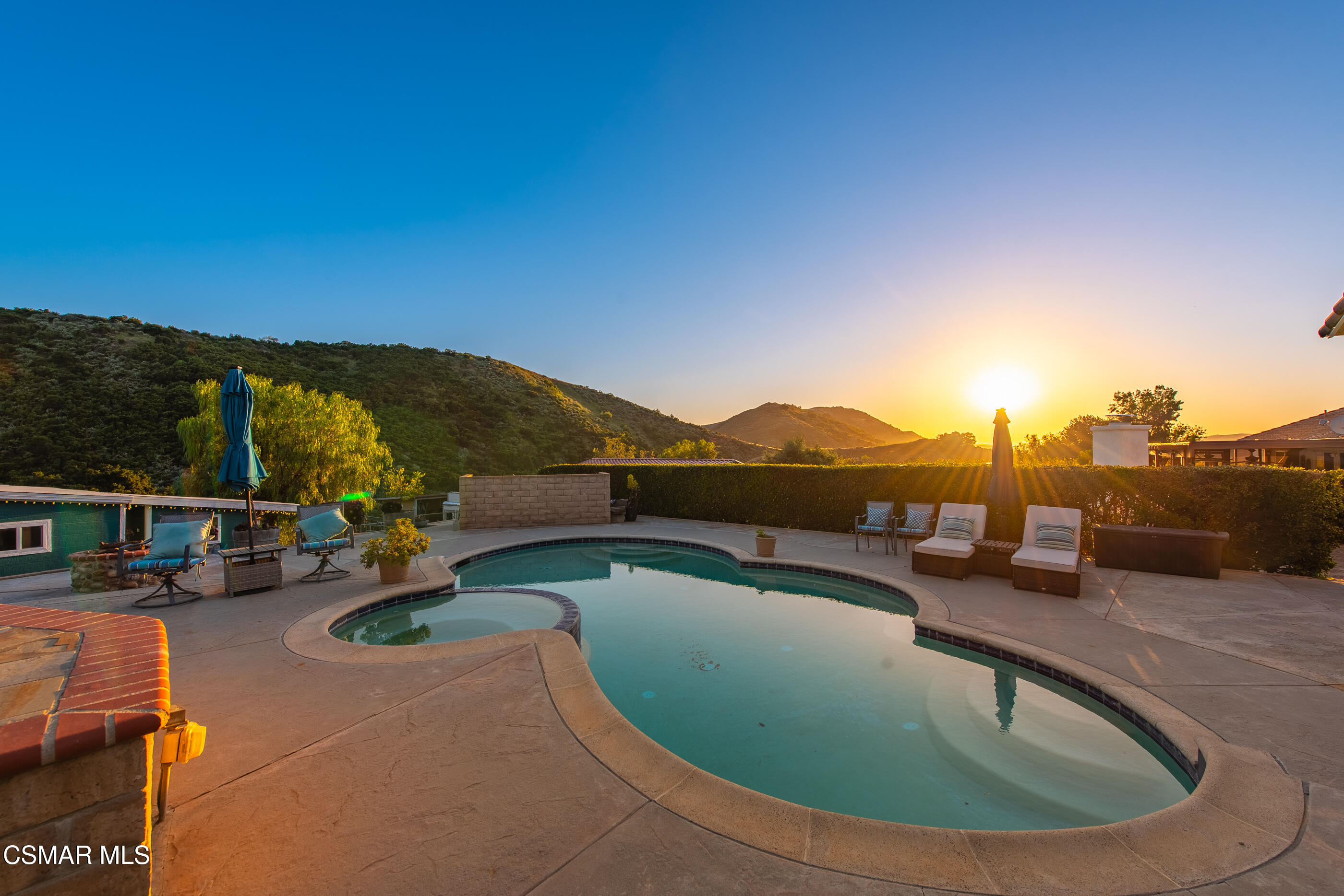 1208 Rambling Road Simi Valley, CA 93065 - Photo 78 of 96 1208 Rambling Rd Simi Valley-104