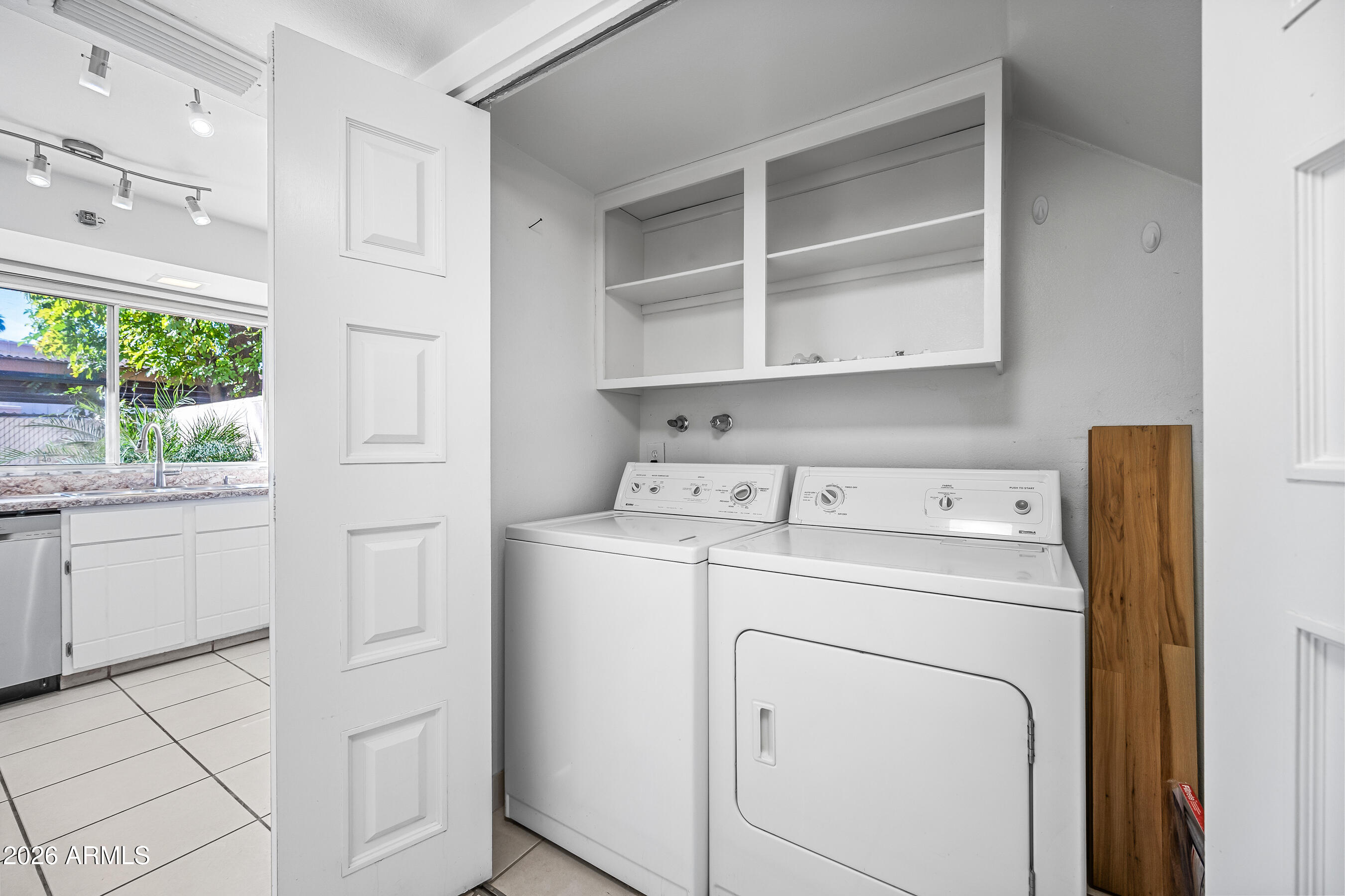 4815 South Birch Street Tempe, AZ 85282 - Photo 13 of 25 a utility room with dryer and washer