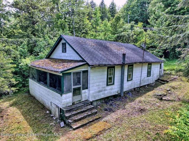 $99,900 | 145 Lake Road, Berne, NY 12023