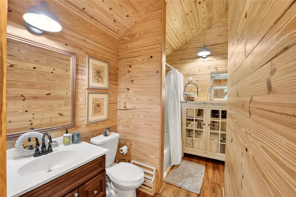 5661 Northwest 219th Street Road Micanopy, FL 32667 - Photo 17 of 81 Gallery Image 17