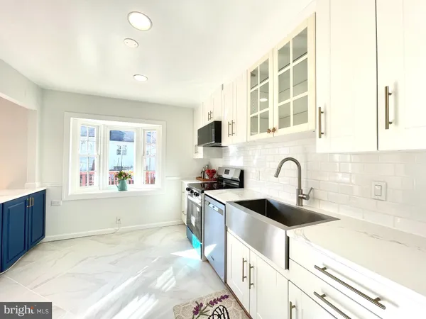 $3,100 | 27 Chantilly Court, Rockville, MD 20850