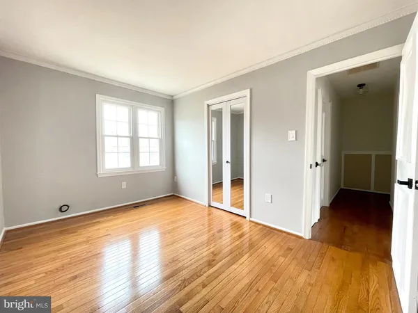$3,100 | 27 Chantilly Court, Rockville, MD 20850