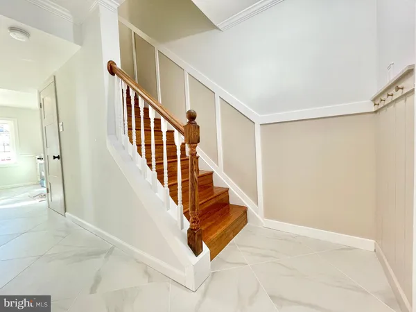 $3,100 | 27 Chantilly Court, Rockville, MD 20850