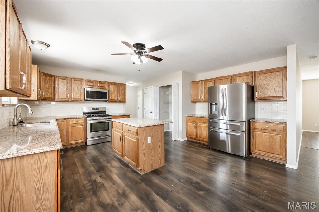 512 Mercer Court O'Fallon, IL 62269 - Photo 15 of 40