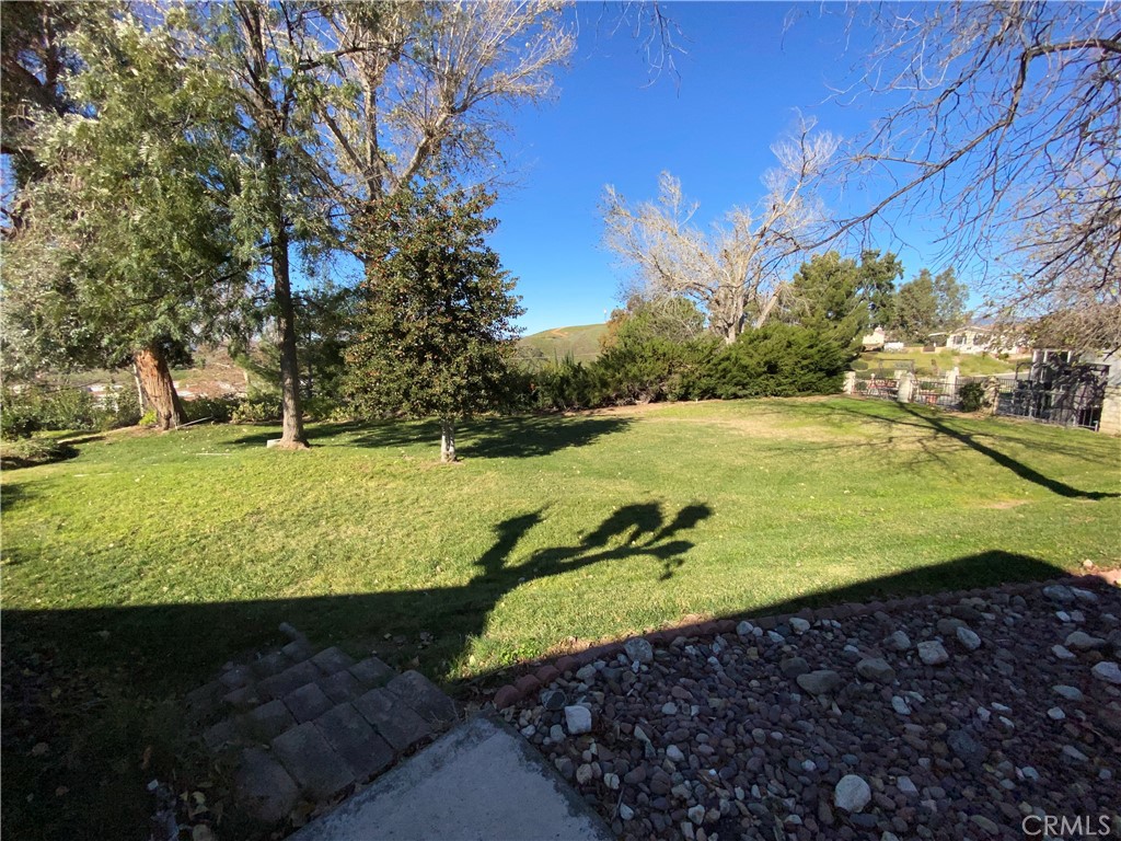 9607 Rosedale Drive Calimesa, CA 92320 - Photo 26 of 27 a view of an outdoor space