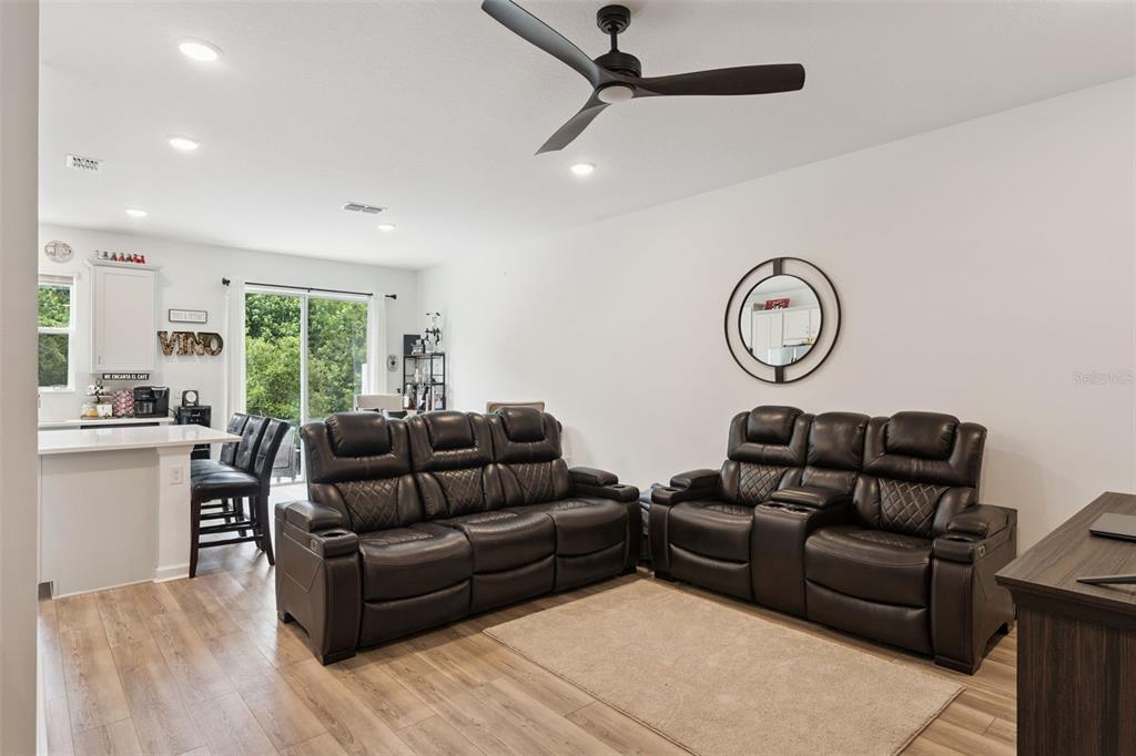 914 Spring Palms Loop Orlando, FL 32828 - Photo 5 of 40