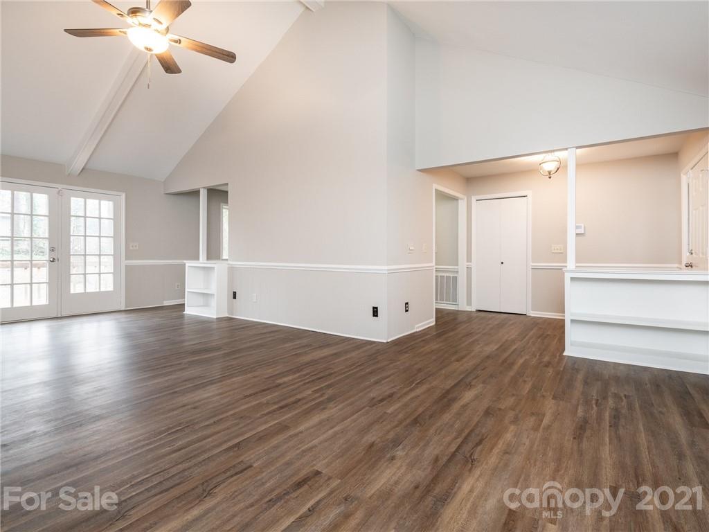 8200 Barncliff Road Charlotte, NC 28227 - Photo 7 of 37