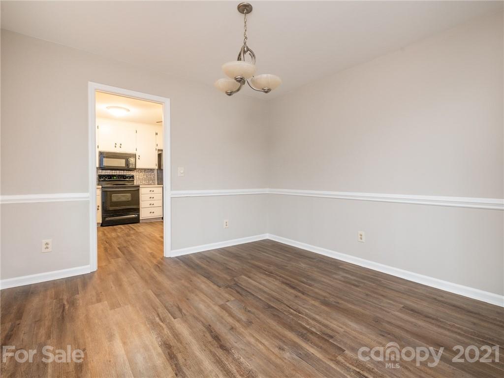 8200 Barncliff Road Charlotte, NC 28227 - Photo 8 of 37