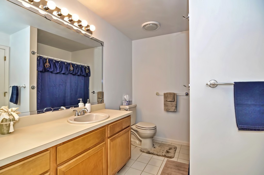 15 Maple Ridge Drive, Unit 15 Burlington, MA 01803 - Photo 14 of 26 Gallery Image 14