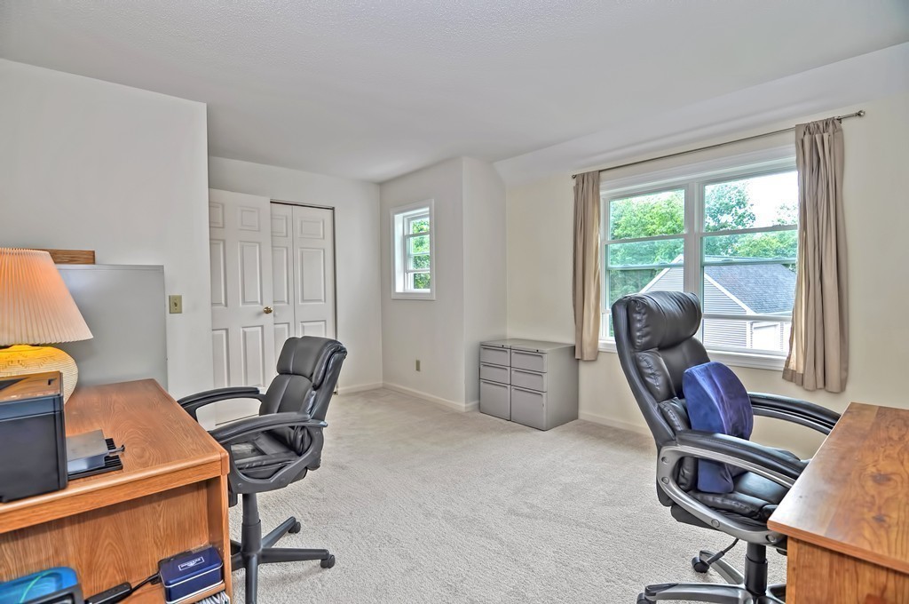 15 Maple Ridge Drive, Unit 15 Burlington, MA 01803 - Photo 19 of 26 Gallery Image 19
