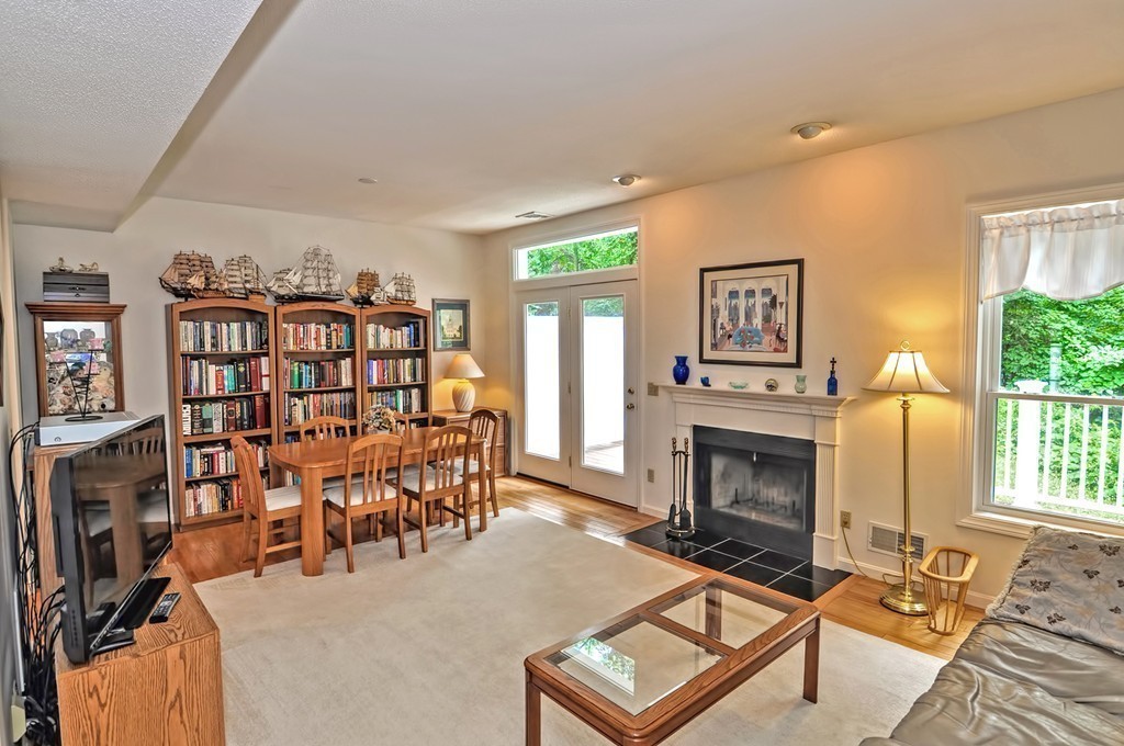 15 Maple Ridge Drive, Unit 15 Burlington, MA 01803 - Photo 20 of 26 Gallery Image 20