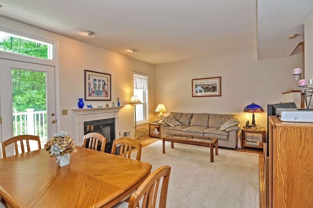 15 Maple Ridge Drive, Unit 15 Burlington, MA 01803 - Photo 9 of 26 Gallery Image 9