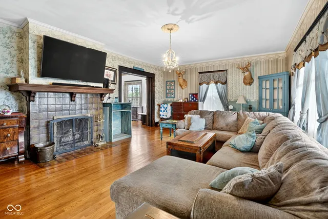 $255,000 | 524 North Walnut Street, Brazil, IN 47834