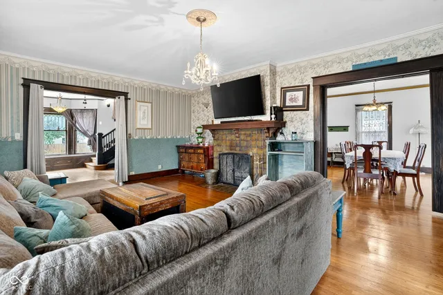 $255,000 | 524 North Walnut Street, Brazil, IN 47834