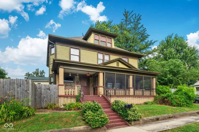 $255,000 | 524 North Walnut Street, Brazil, IN 47834