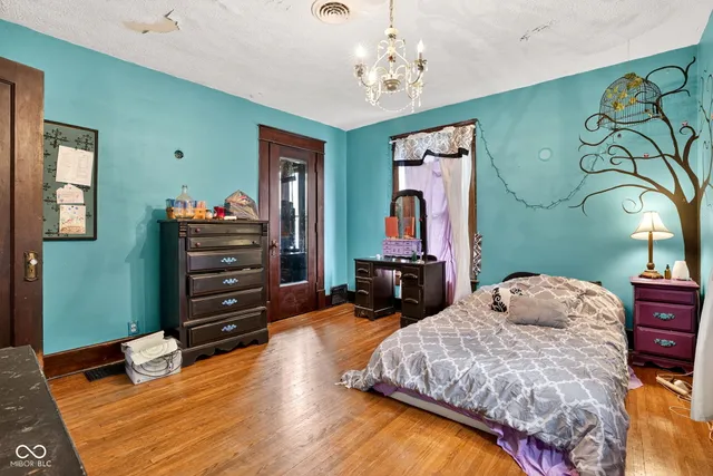 $255,000 | 524 North Walnut Street, Brazil, IN 47834