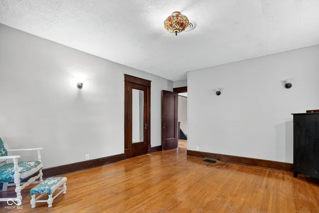 $255,000 | 524 North Walnut Street, Brazil, IN 47834