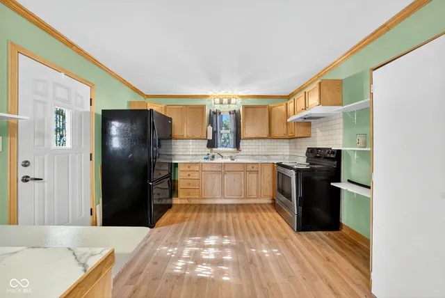 $255,000 | 524 North Walnut Street, Brazil, IN 47834