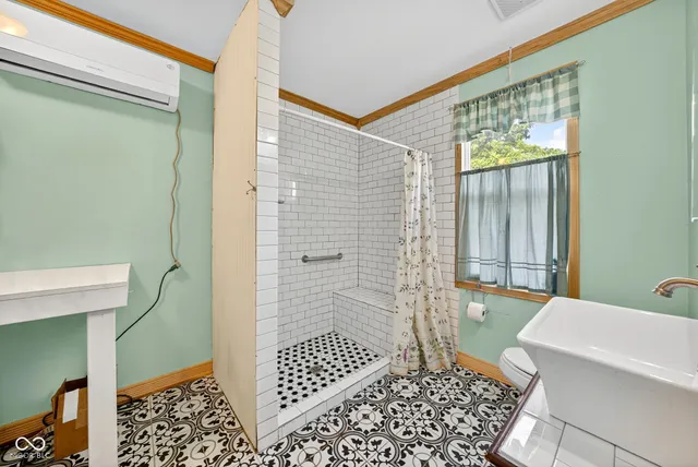 $255,000 | 524 North Walnut Street, Brazil, IN 47834