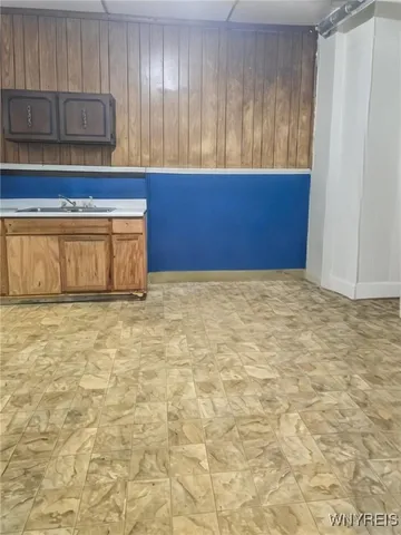 $800 | 1466 Broadway, Buffalo, NY 14212