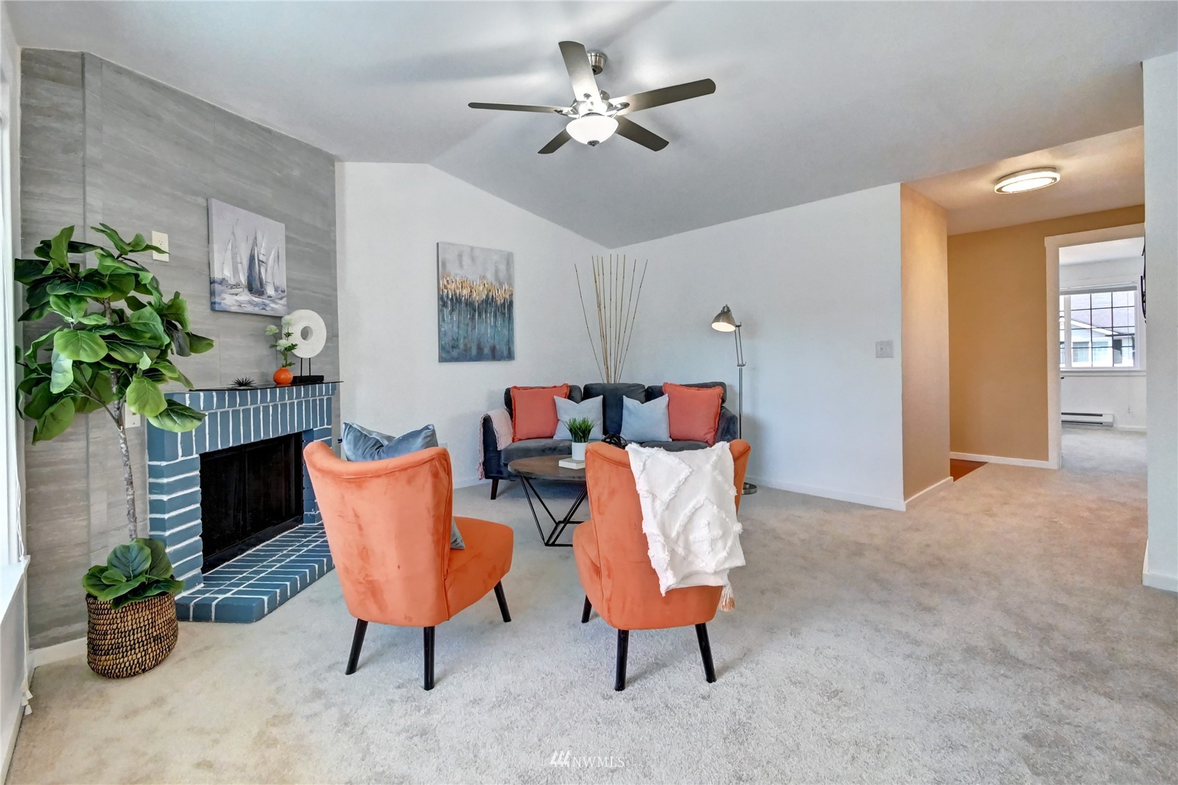 12404 East Gibson Road, Unit N301 Everett, WA 98204 - Photo 4 of 24 Gallery Image 4